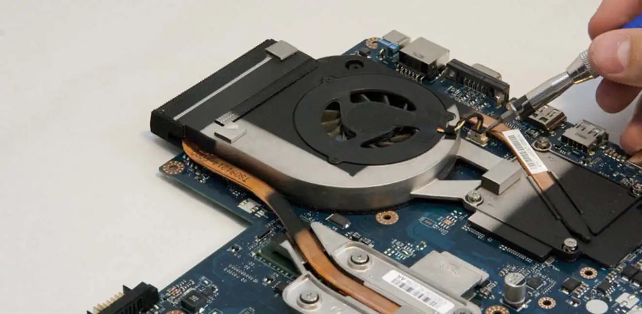 Чистка ноутбука Packard Bell от пыли в Софрино | Замена термопасты