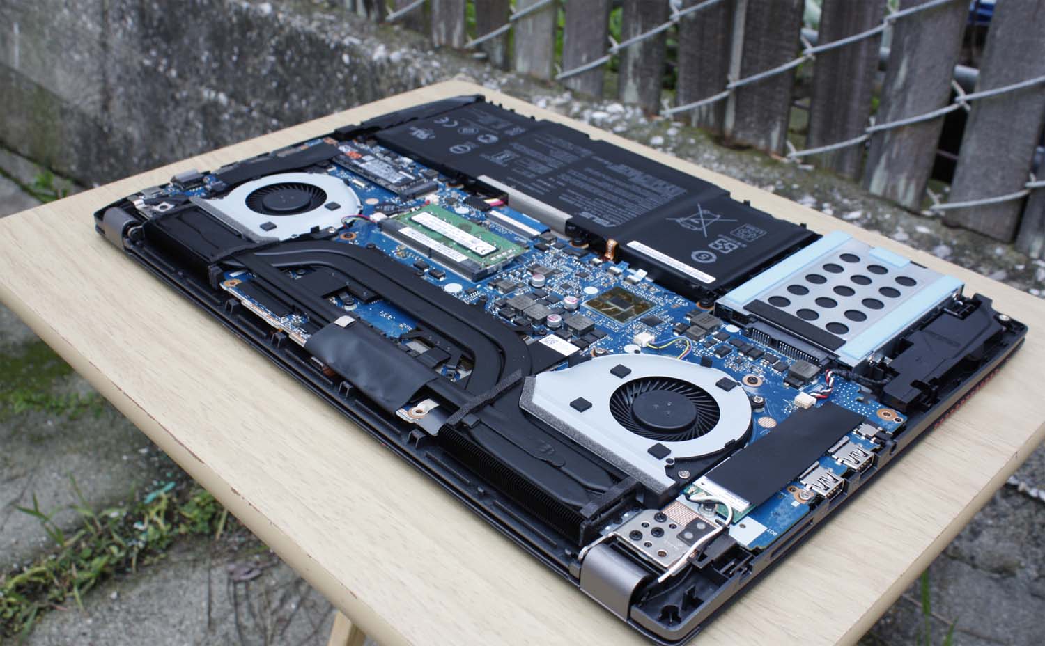 Замена или ремонт видеочипа ноутбука Compaq в Софрино